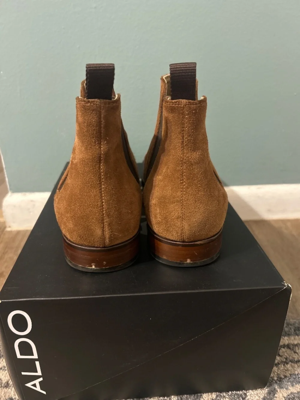 Men's Brown Sleek Suede Chelsea Boots – Classic Ankle Slip-On Size 11